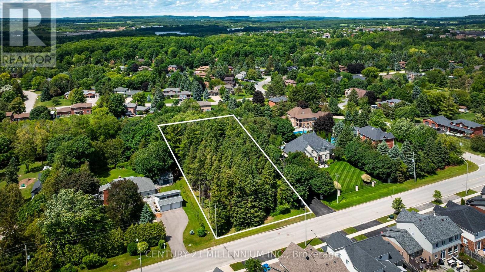 24 BUENA VISTA DRIVE, Mono, Ontario