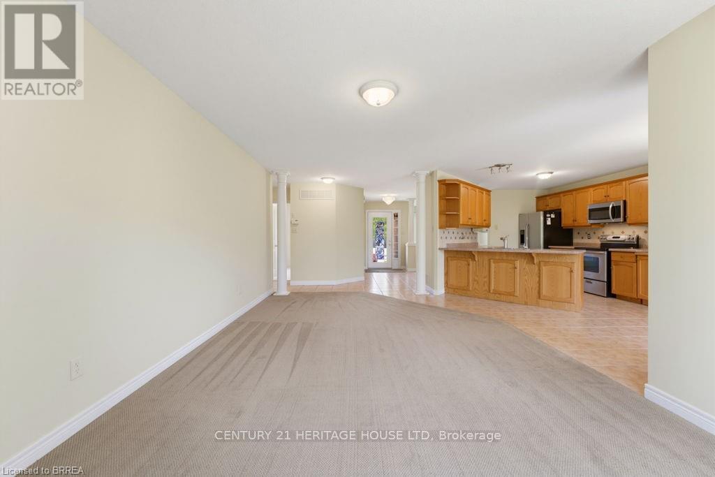 30 Cobblestone Drive, Brant, Ontario  N3L 4G1 - Photo 14 - X13475344