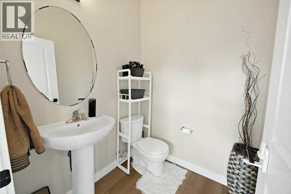241 Midgrove Mews Sw, Airdrie, Alberta  T4B 5K8 - Photo 7 - A2322840