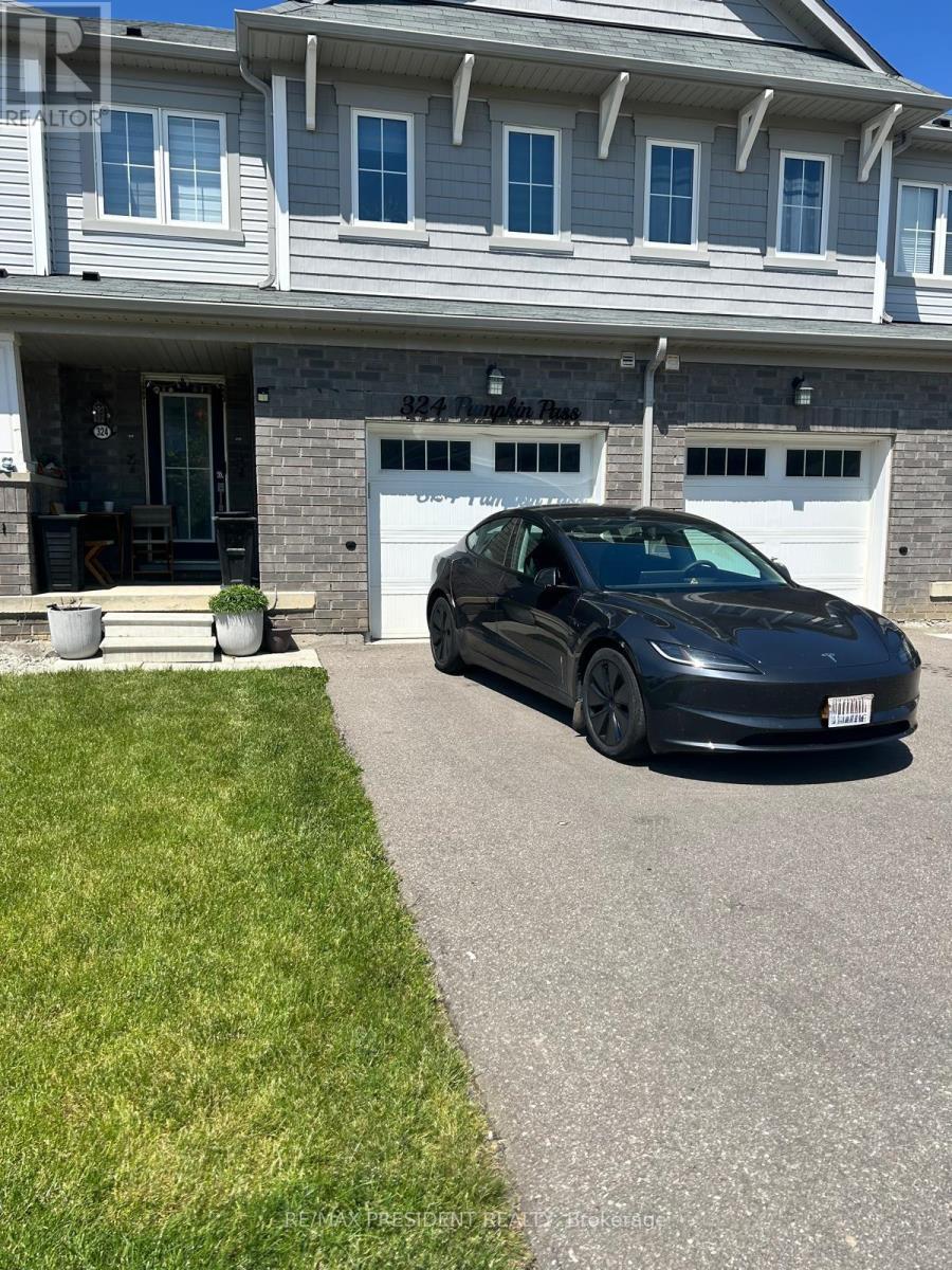 324 PUMPKIN PASS, Hamilton, Ontario