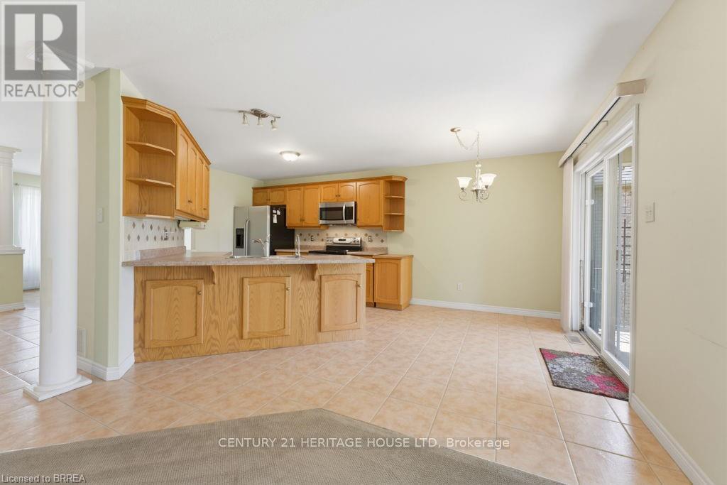 30 Cobblestone Drive, Brant, Ontario  N3L 4G1 - Photo 12 - X13475344