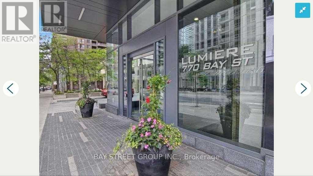 1812 - 770 Bay Street, Toronto, Ontario M5G 0A6 - Photo 2 - C13435740