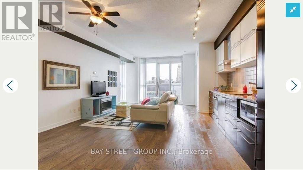 1812 - 770 Bay Street, Toronto, Ontario M5G 0A6 - Photo 3 - C13435740