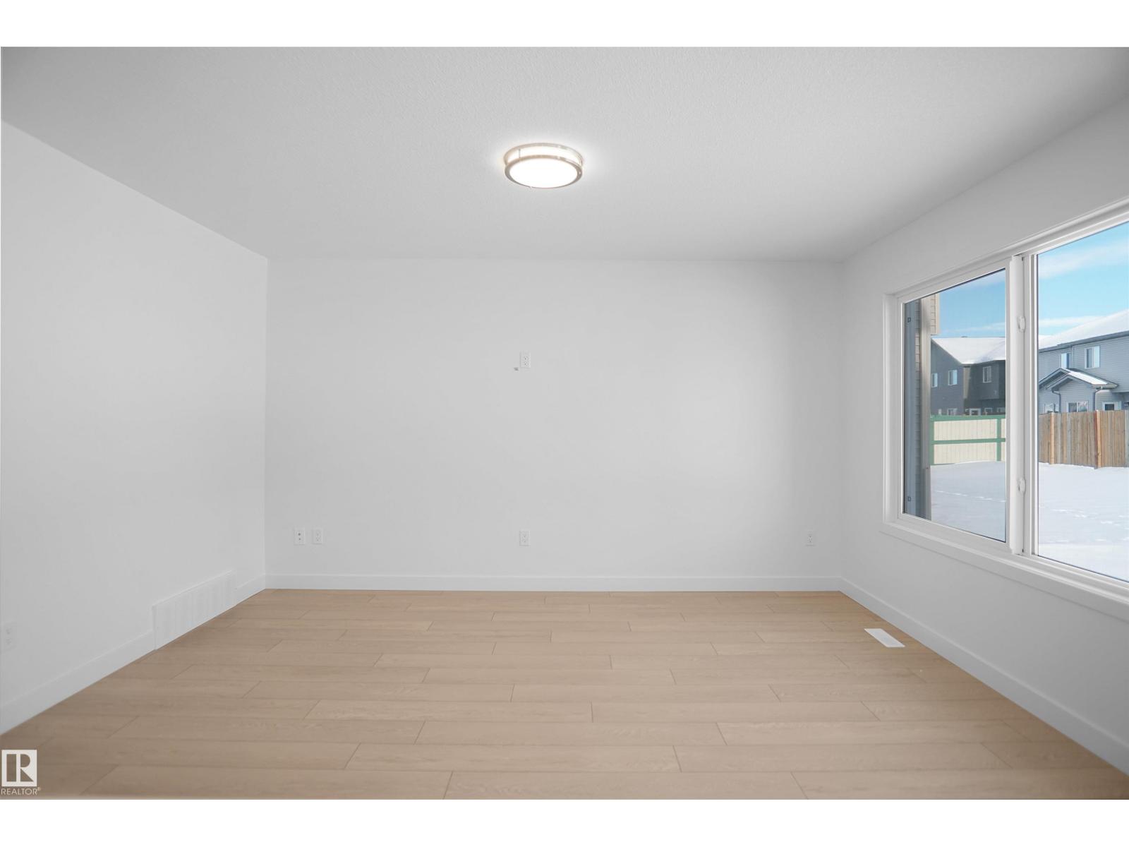 21 Emmett Wy, Spruce Grove, Alberta  T7X 3C7 - Photo 5 - E4469844