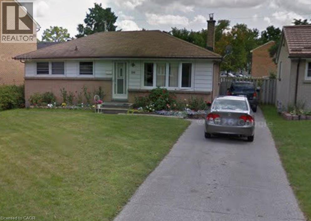 104 QUEENSTON Crescent, London, Ontario
