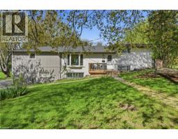 22 ROSEBOUGH Street, Dundas, Ontario