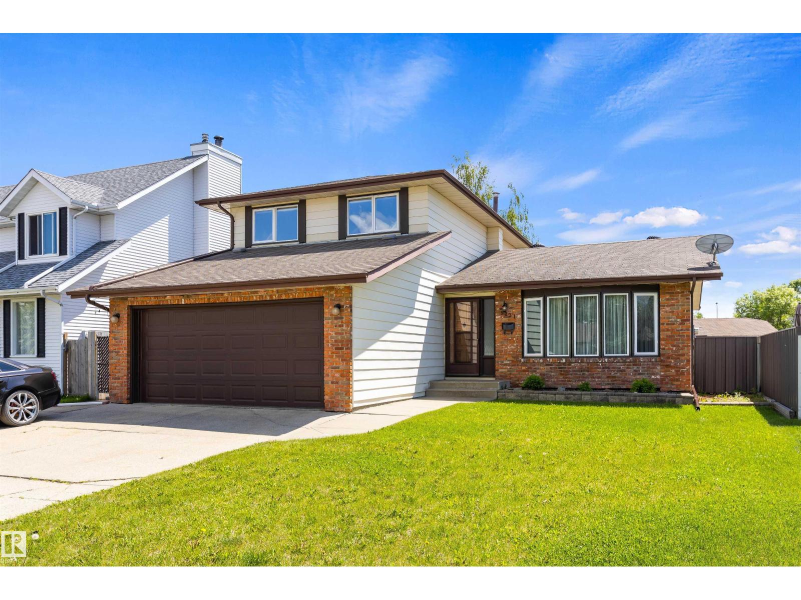 9231 169 Av NW, Edmonton, Alberta  T5Z 1W7 - Photo 2 - E4495128