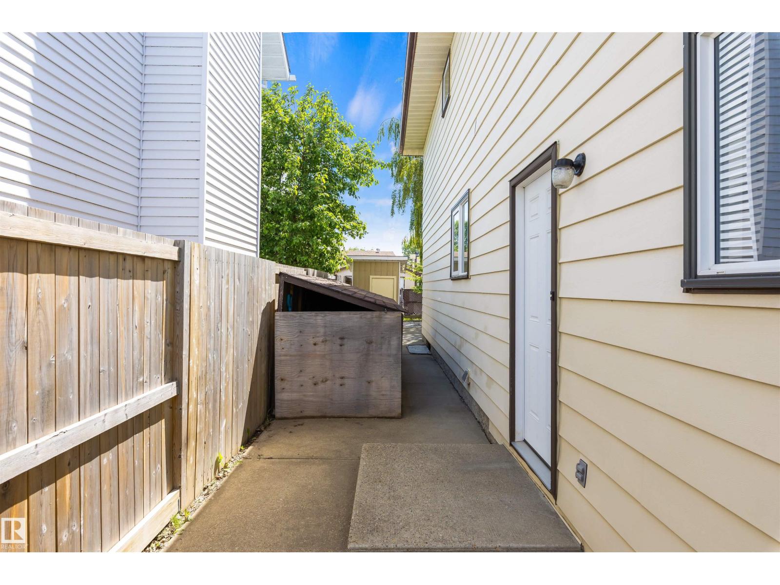 9231 169 Av NW, Edmonton, Alberta  T5Z 1W7 - Photo 50 - E4495128