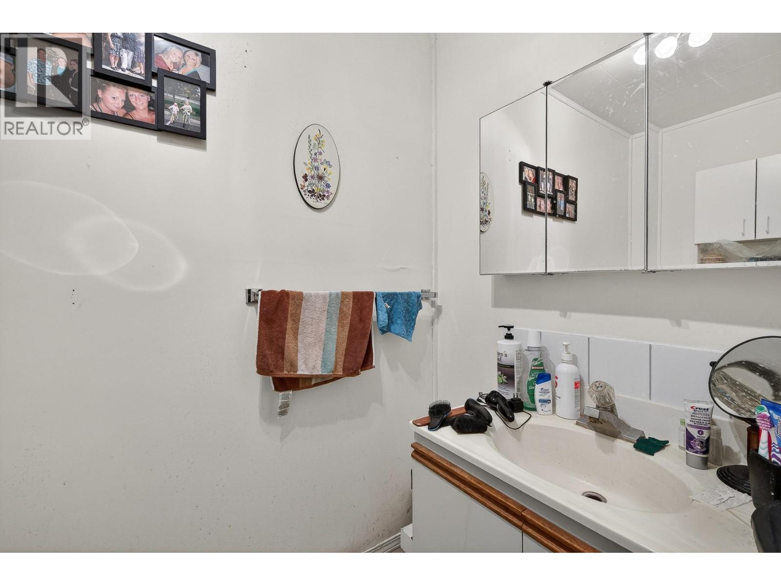 7909/7913 Hudson Road, Salmon Arm, British Columbia  V1E 2P9 - Photo 45 - 10386812