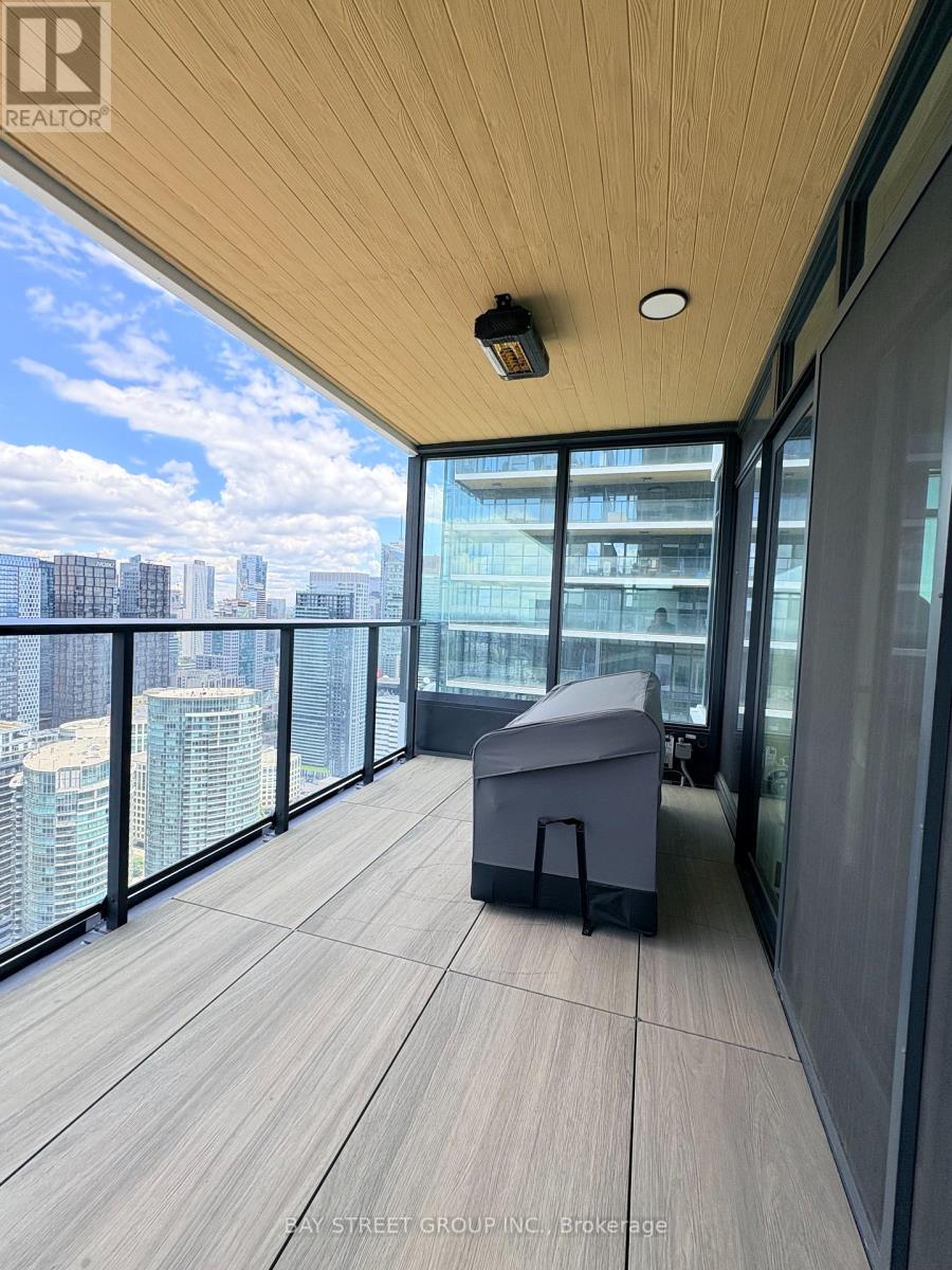 4905 - 3 Concord Cityplace Way, Toronto, Ontario  M5V 0X4 - Photo 26 - C13089726