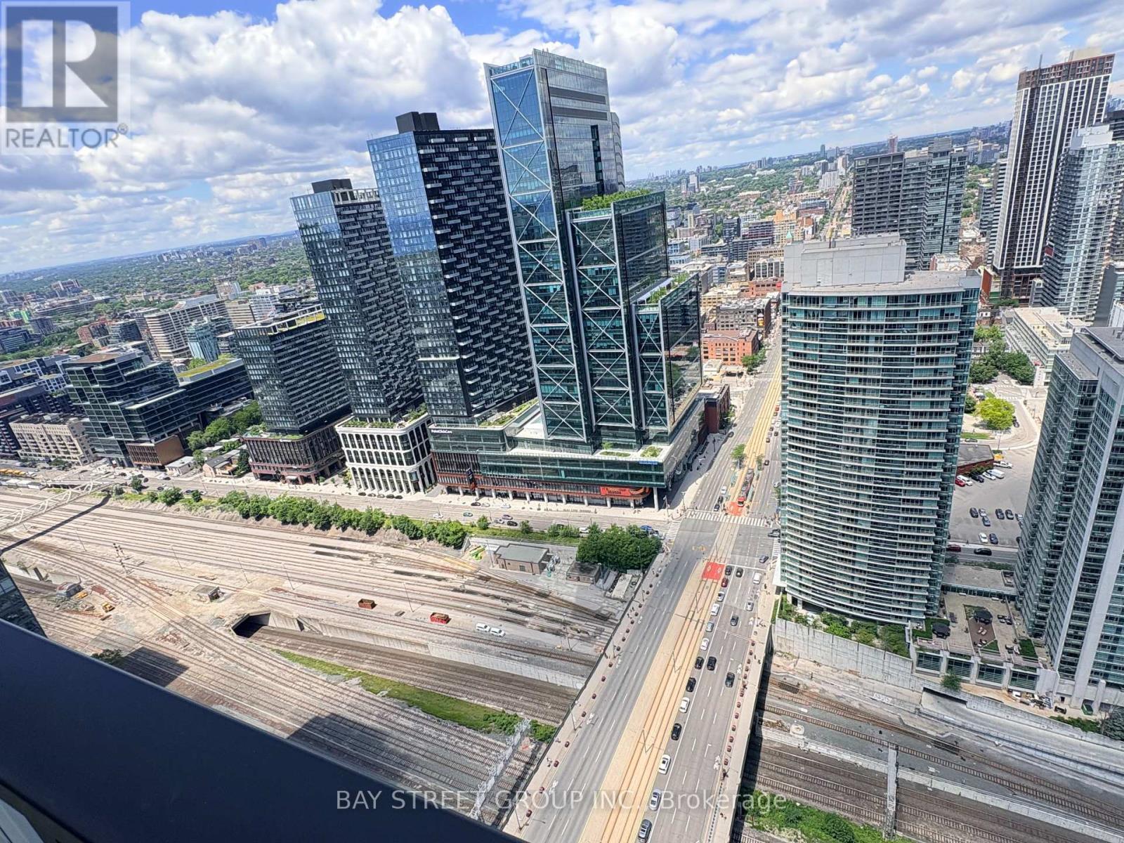4905 - 3 Concord Cityplace Way, Toronto, Ontario  M5V 0X4 - Photo 19 - C13089726