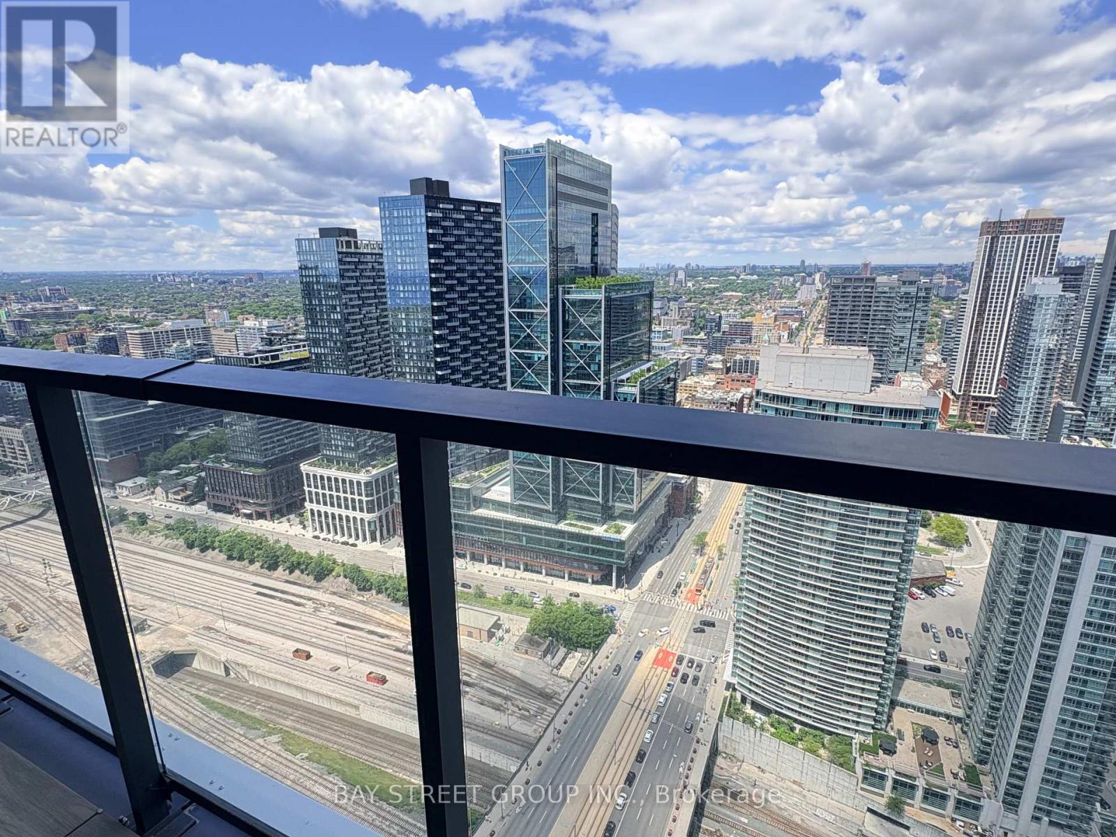 4905 - 3 Concord Cityplace Way, Toronto, Ontario  M5V 0X4 - Photo 18 - C13089726