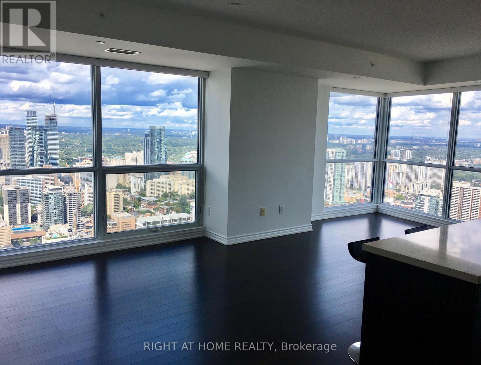 5502 - 386 Yonge Street, Toronto, Ontario  M5B 0A5 - Photo 3 - C13448094