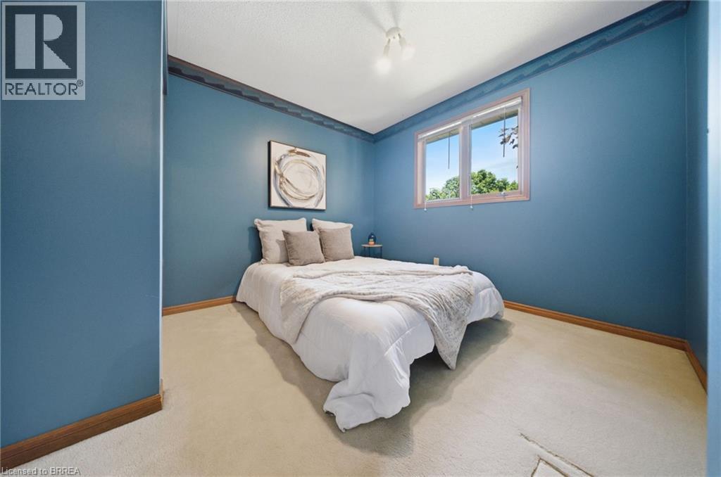 22 Colonial Crescent, Brantford, Ontario  N3R 7M6 - Photo 29 - 40840969