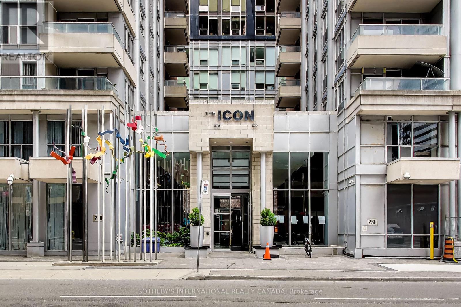 1005 - 270 Wellington Street W, Toronto, Ontario  M5V 3P5 - Photo 3 - C13466572