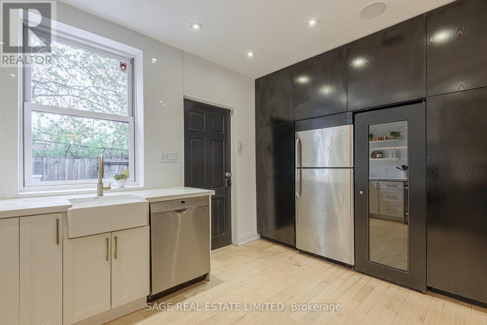 86 Dupont Street, Toronto, Ontario  M5R 1V2 - Photo 11 - C13475446