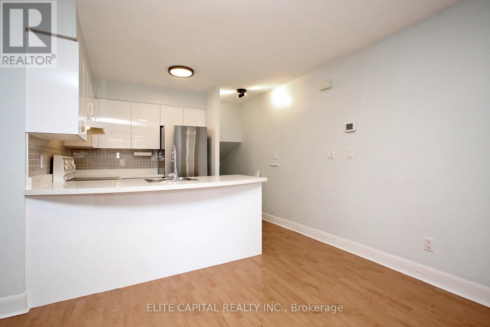 369 - 415 Jarvis Street, Toronto, Ontario  M4Y 3C1 - Photo 4 - C13475440