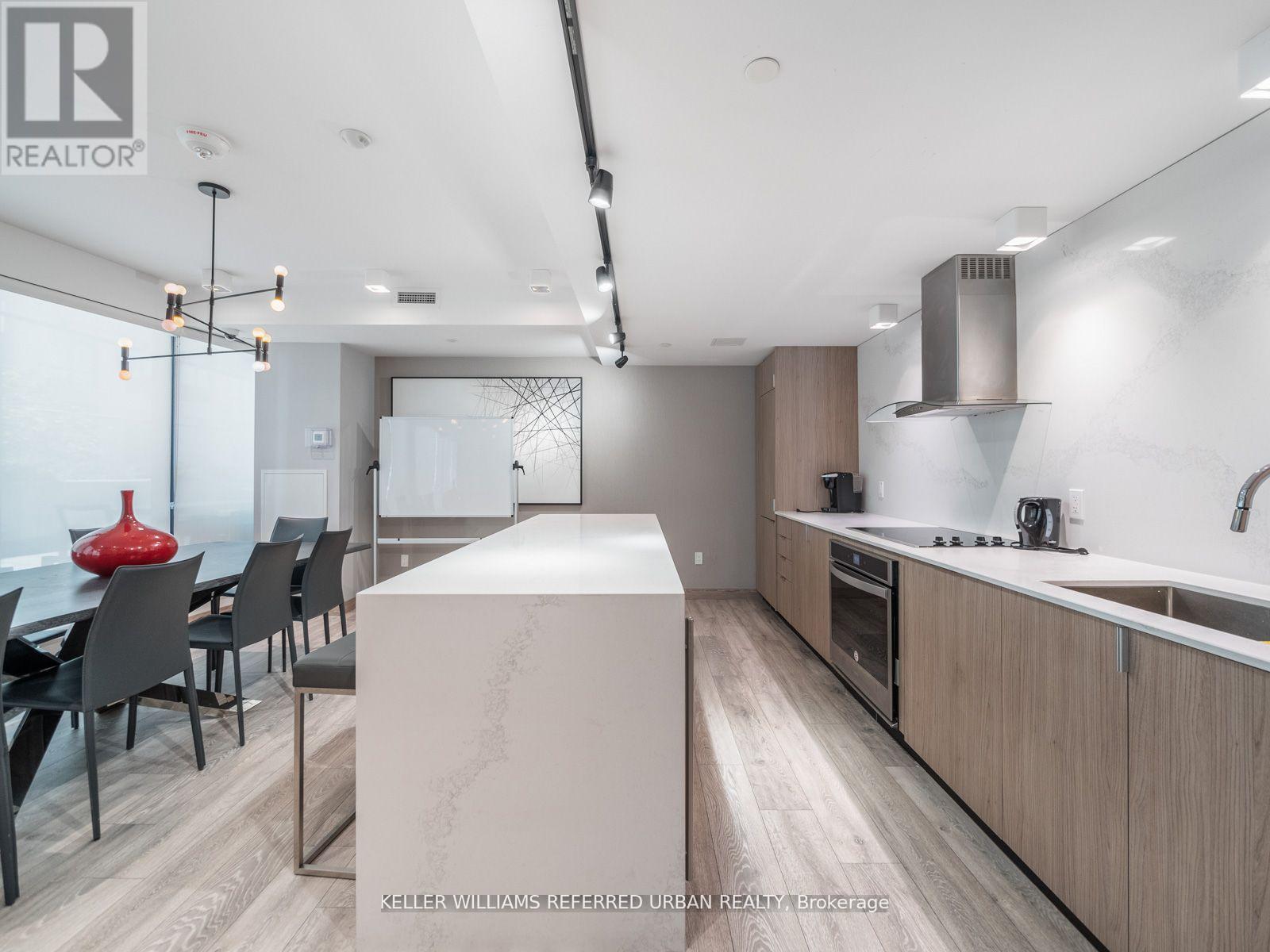 1302 - 215 Queen Street W, Toronto, Ontario  M5V 0P5 - Photo 25 - C13475052