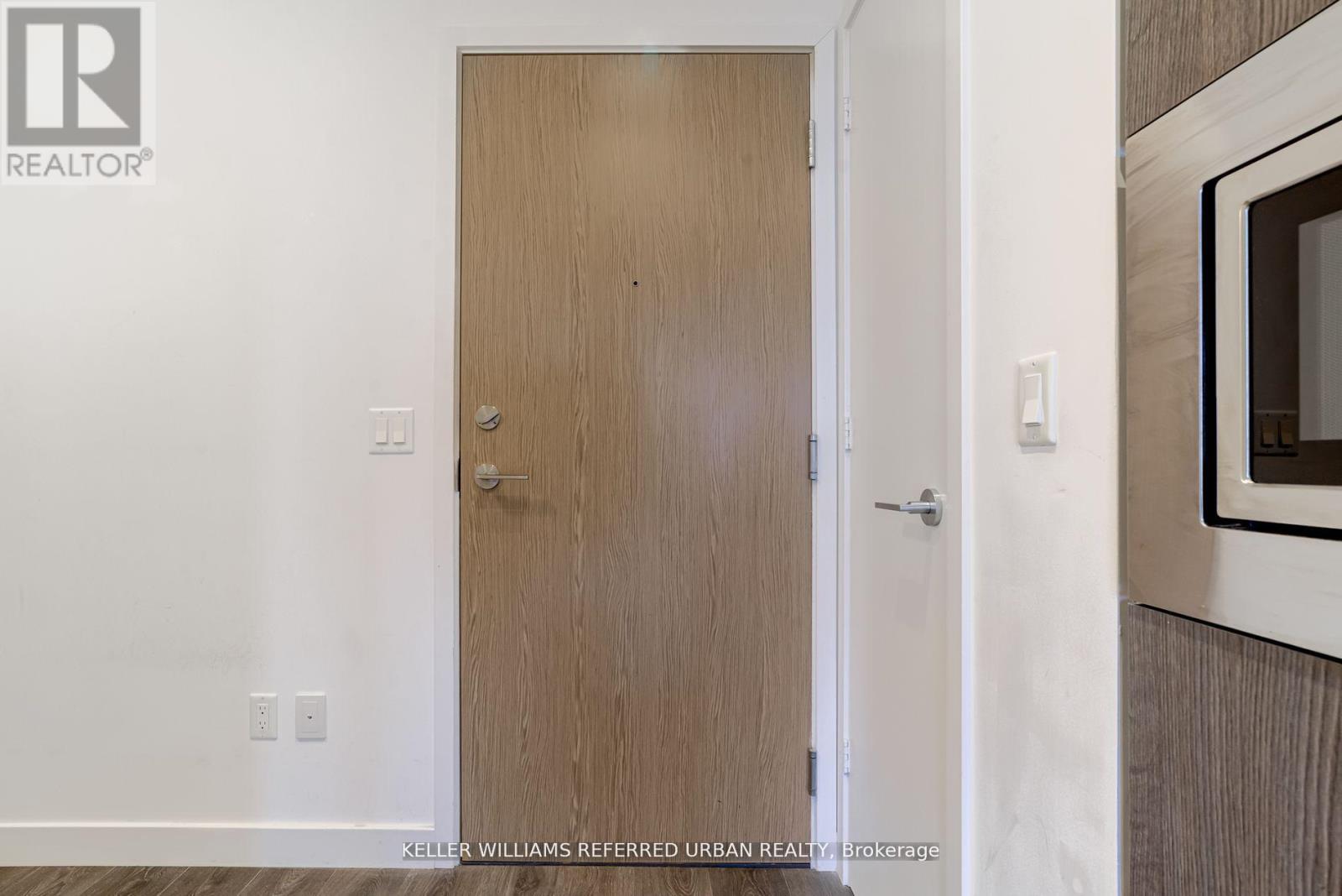 1302 - 215 Queen Street W, Toronto, Ontario  M5V 0P5 - Photo 6 - C13475052