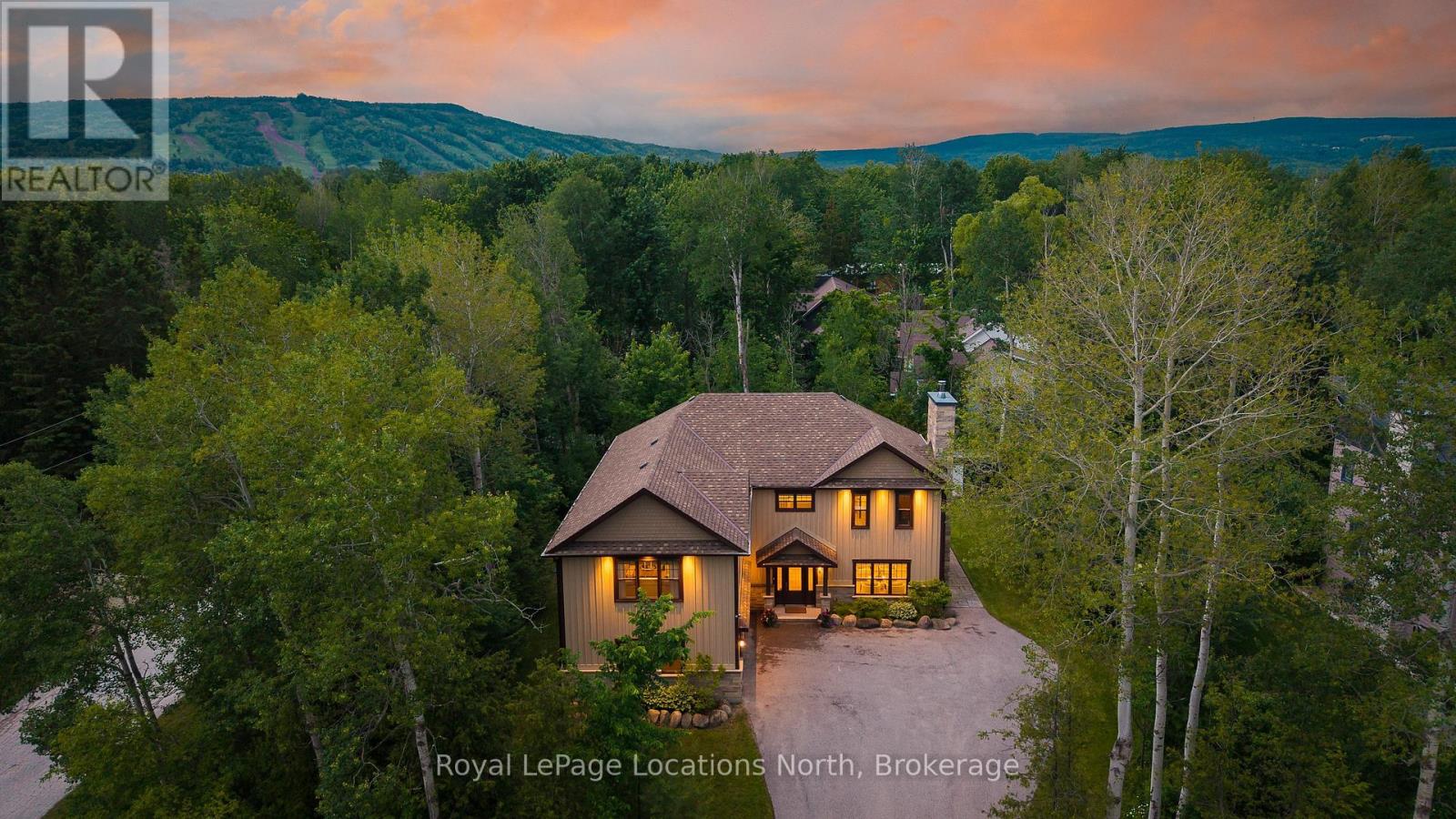 4 WOODVIEW DRIVE, Clearview, Ontario