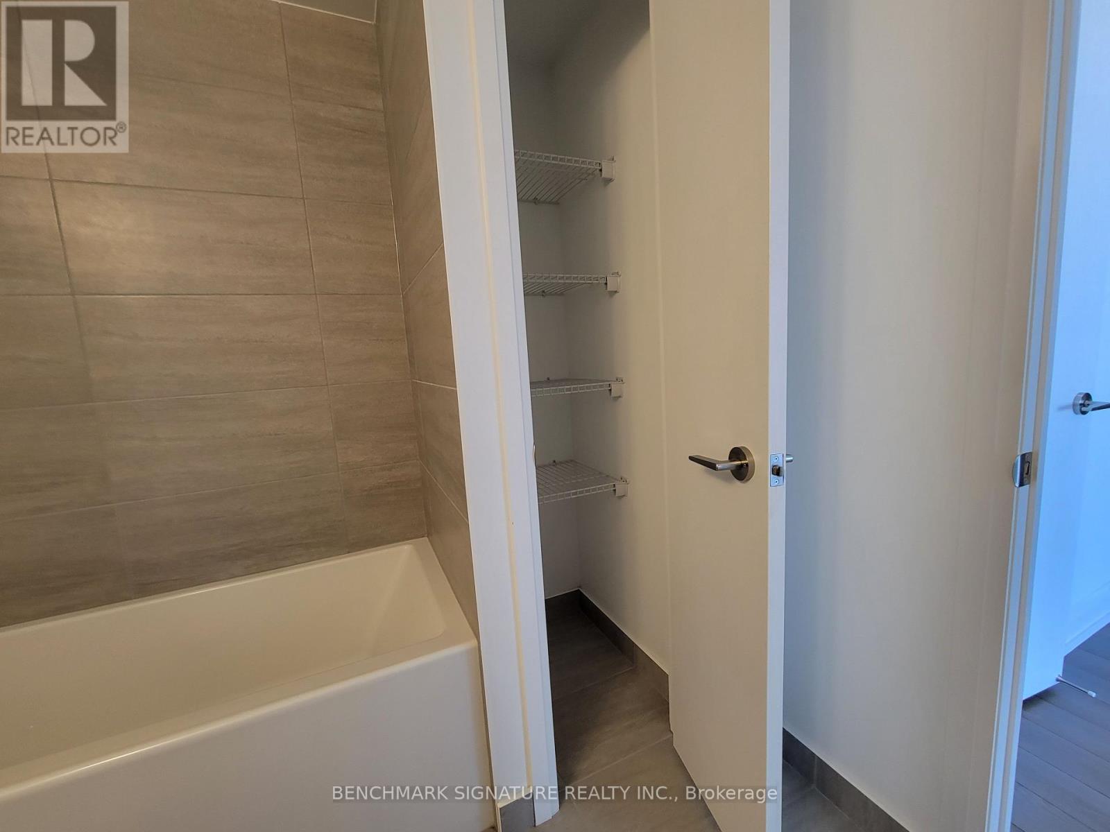 3211 - 77 Mutual Street, Toronto, Ontario  M5B 2A9 - Photo 8 - C13475728