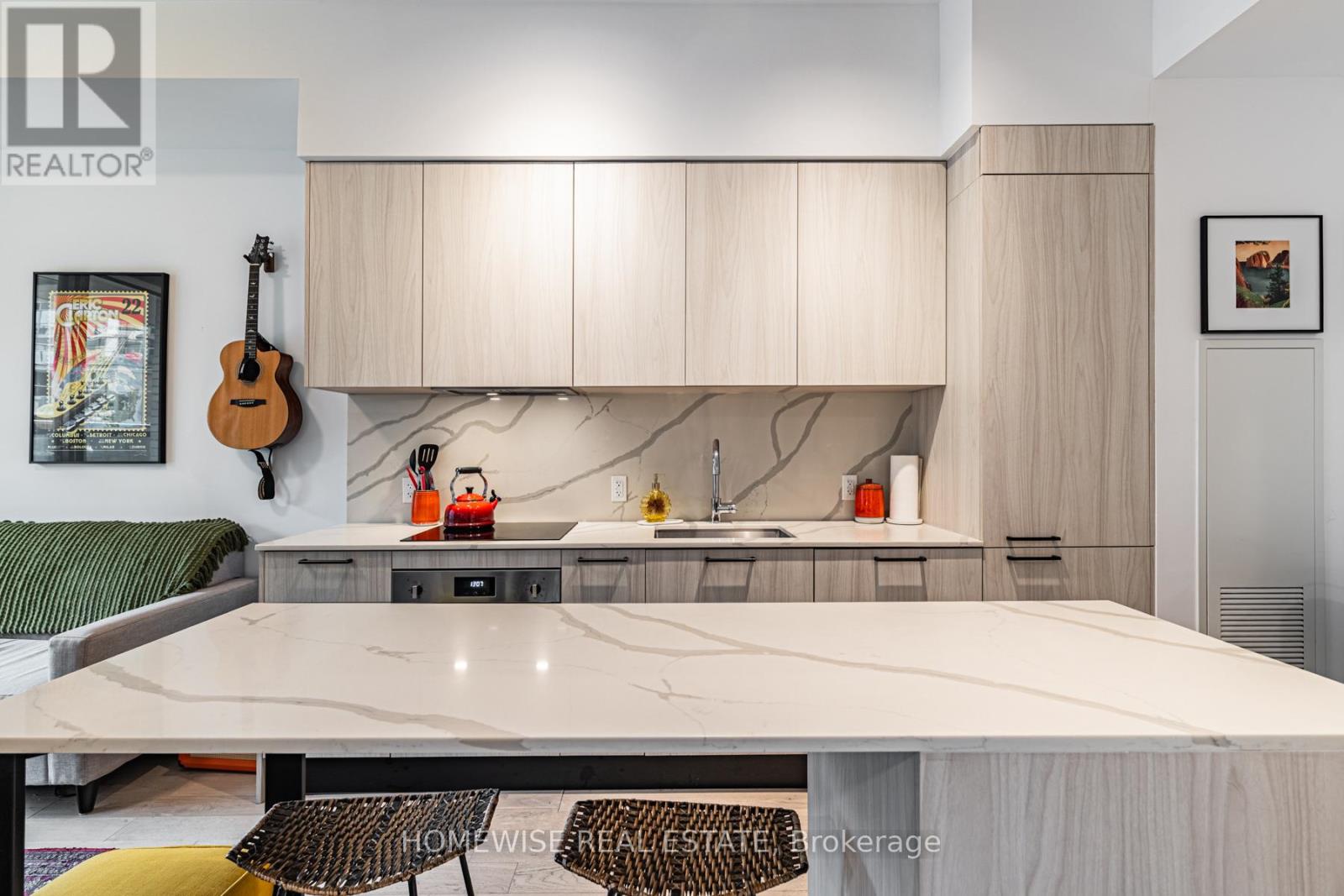 208 - 200 Sudbury Street, Toronto, Ontario  M6J 0H1 - Photo 4 - C13475730