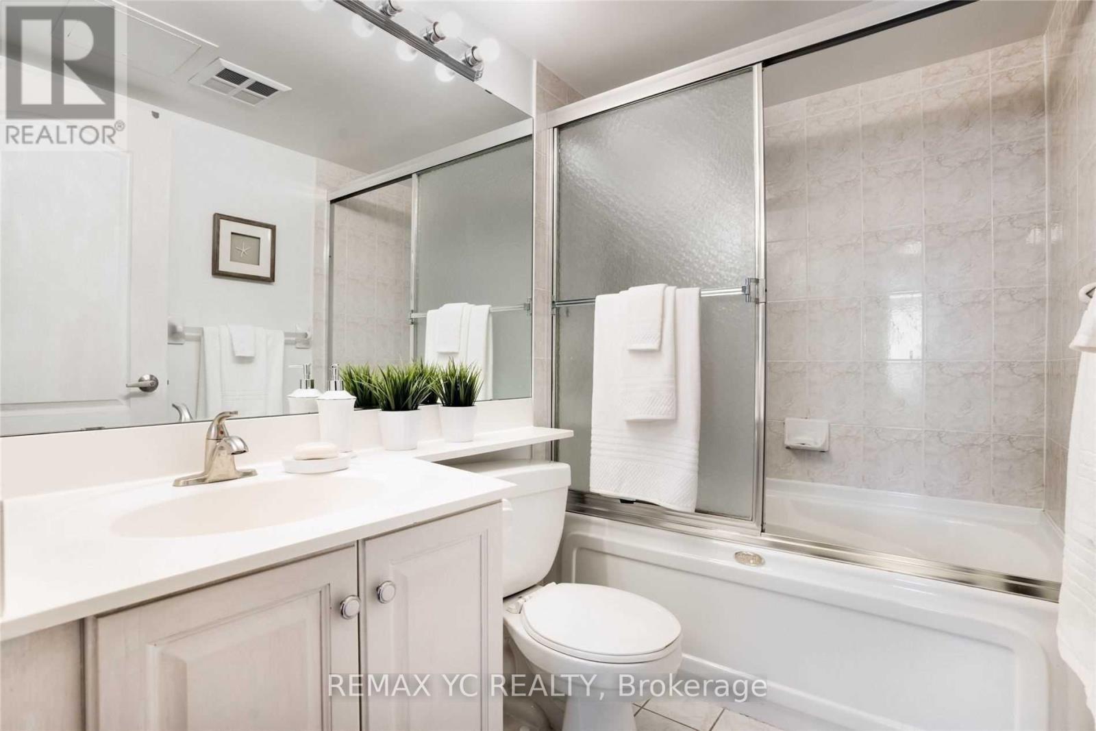 1917 - 5418 Yonge Street, Toronto, Ontario  M2N 6X4 - Photo 15 - C13476242