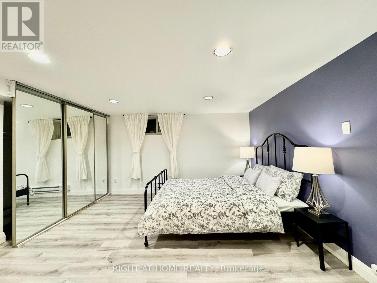 Lower Apartment - 1196 Avenue Road, Toronto, Ontario  M5N 2G1 - Photo 2 - C13476282