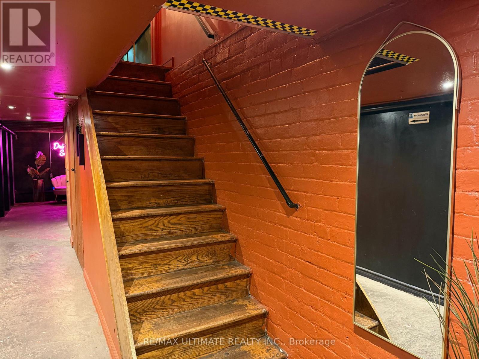 942 Queen Street W, Toronto, Ontario  M6J 1G8 - Photo 9 - C13476314