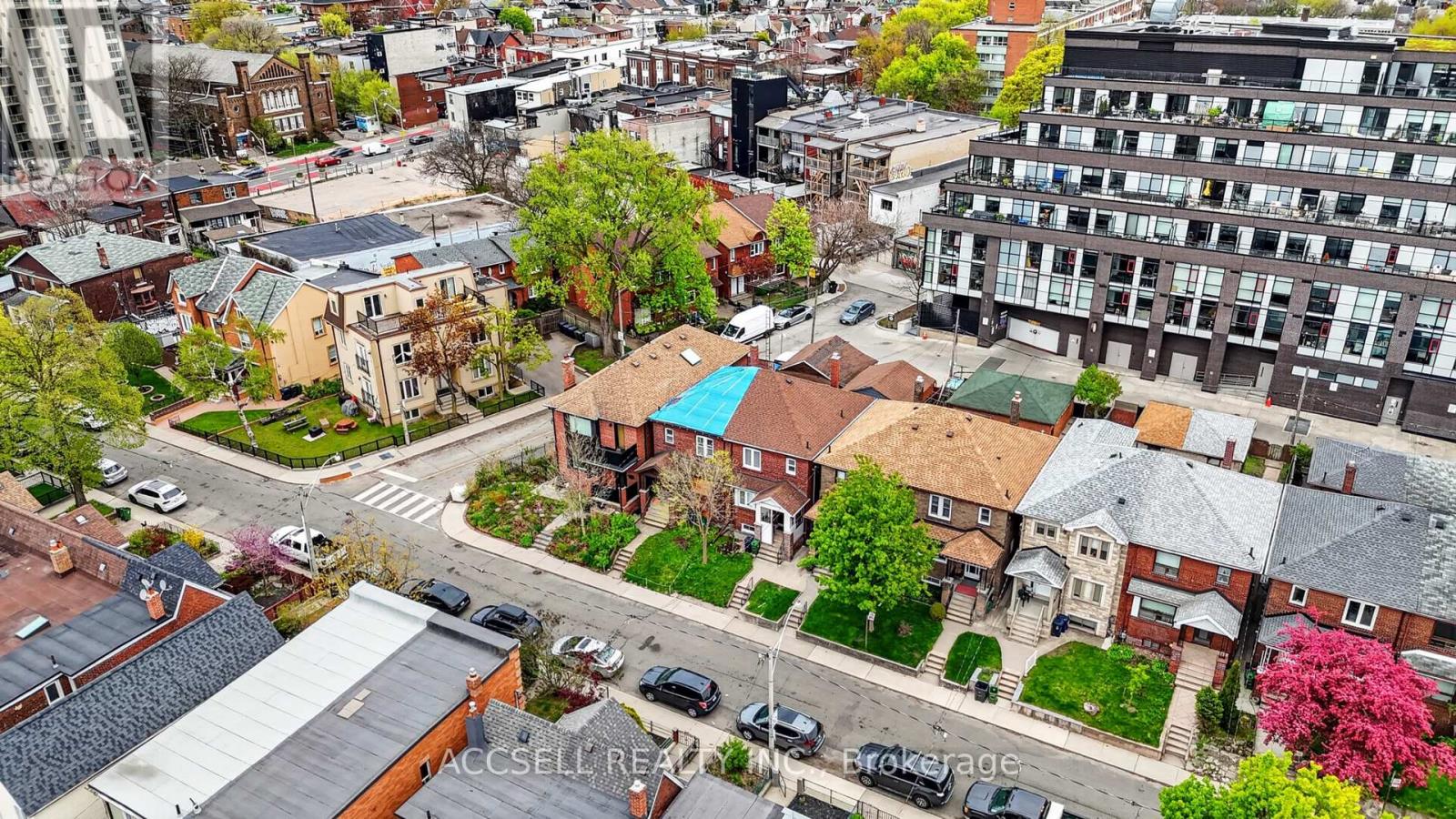23 Fisher Street, Toronto, Ontario  M6K 1V7 - Photo 4 - C13476330