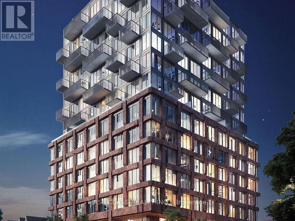 806 - 2 AUGUSTA AVENUE, Toronto, Ontario