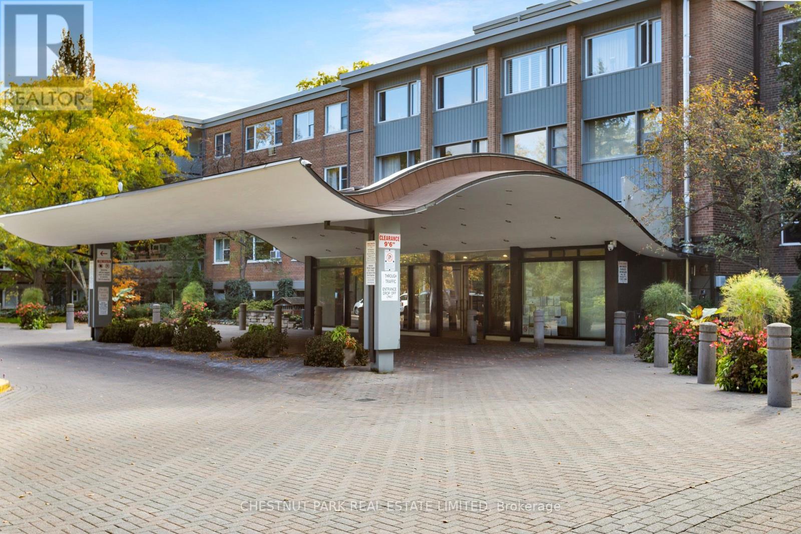 502 - 21 DALE AVENUE, Toronto, Ontario