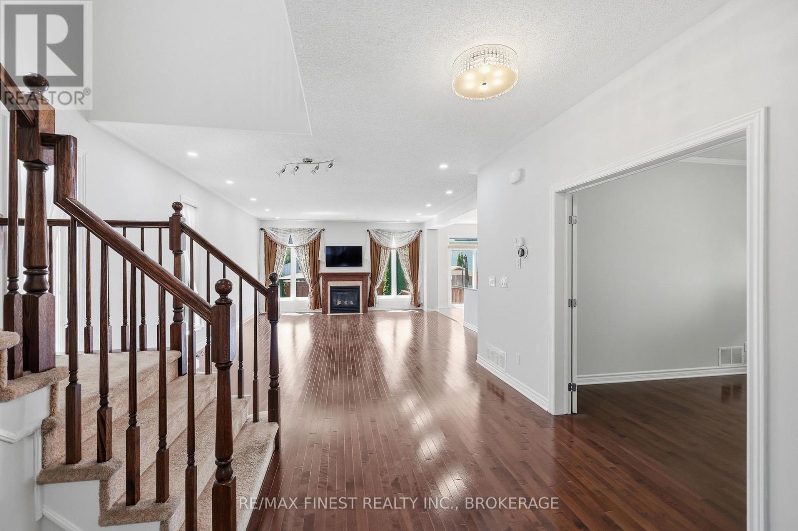 896 Cottonwood Avenue, Kingston (Kingston East (Incl Barret Crt)), Ontario  K7K 0C6 - Photo 5 - X13475856