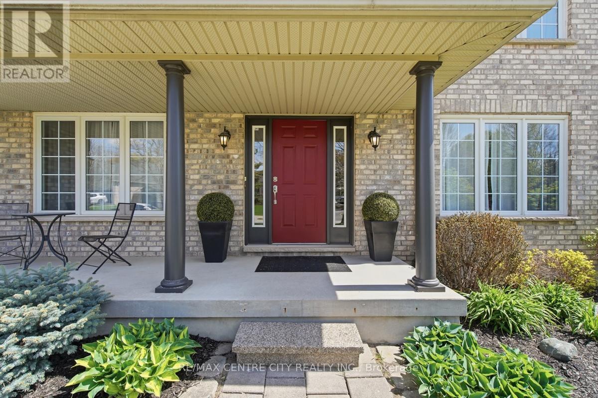 6 Trillium Court, Middlesex Centre, Ontario  N0M 2A0 - Photo 2 - X13475802