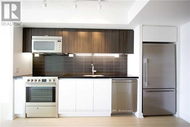 1910 - 85 QUEENS WHARF ROAD, Toronto, Ontario