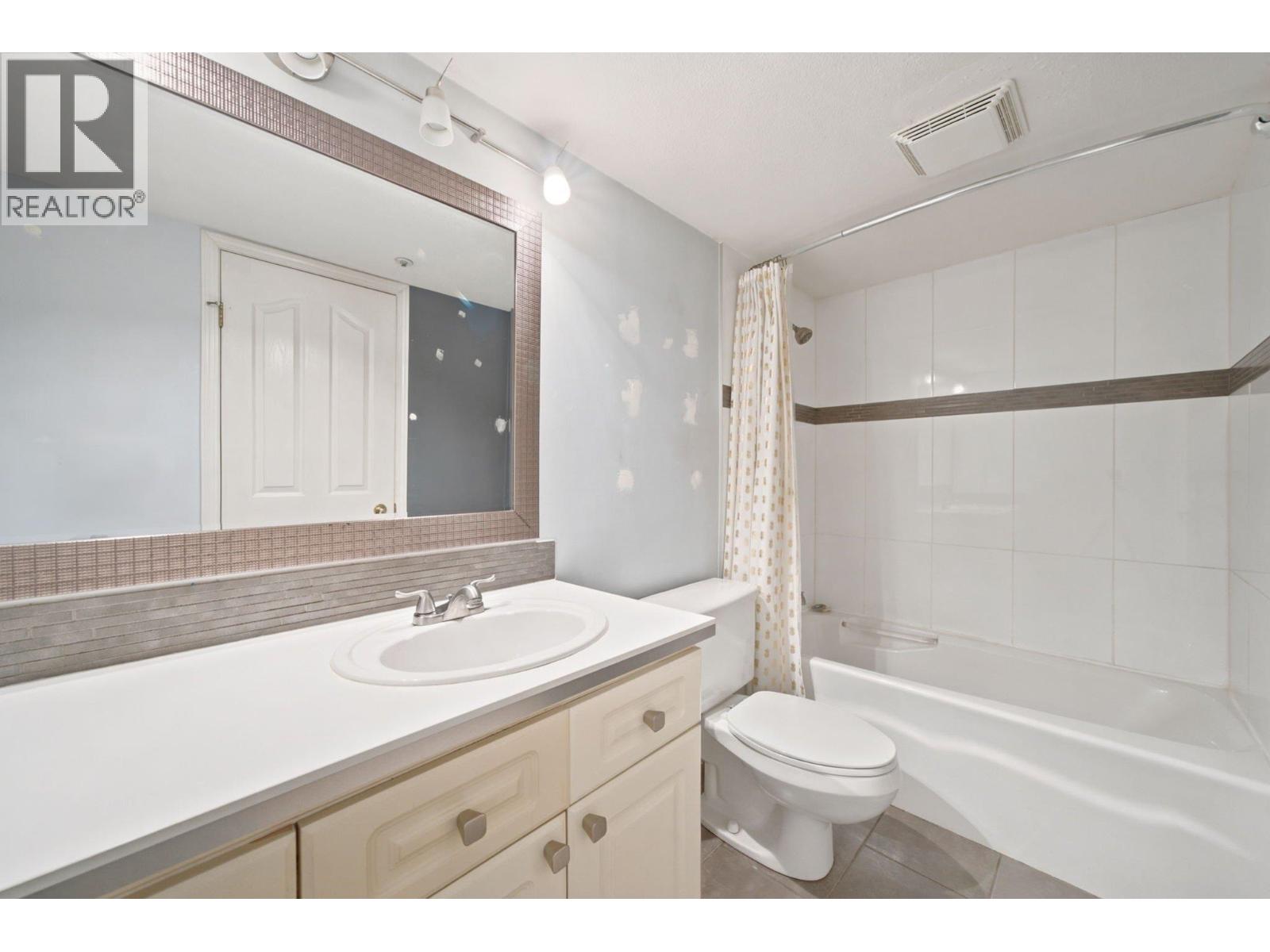 102 2380 Shaughnessy Street, Port Coquitlam, British Columbia  V3C 3E3 - Photo 11 - R3138698