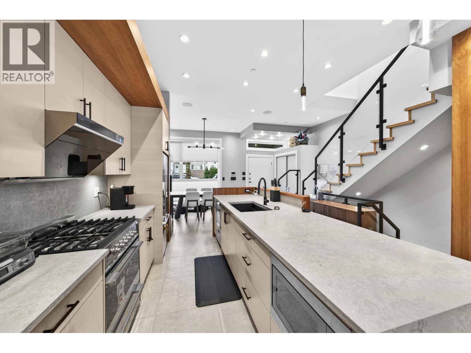 969 W 18th Avenue, Vancouver, British Columbia V5Z 1W4 - Photo 5 - R3138653
