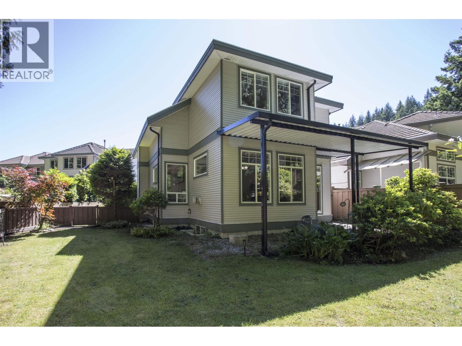 1703 Arbutus Place, Coquitlam, British Columbia V3E 3K2 - Photo 3 - R3138655