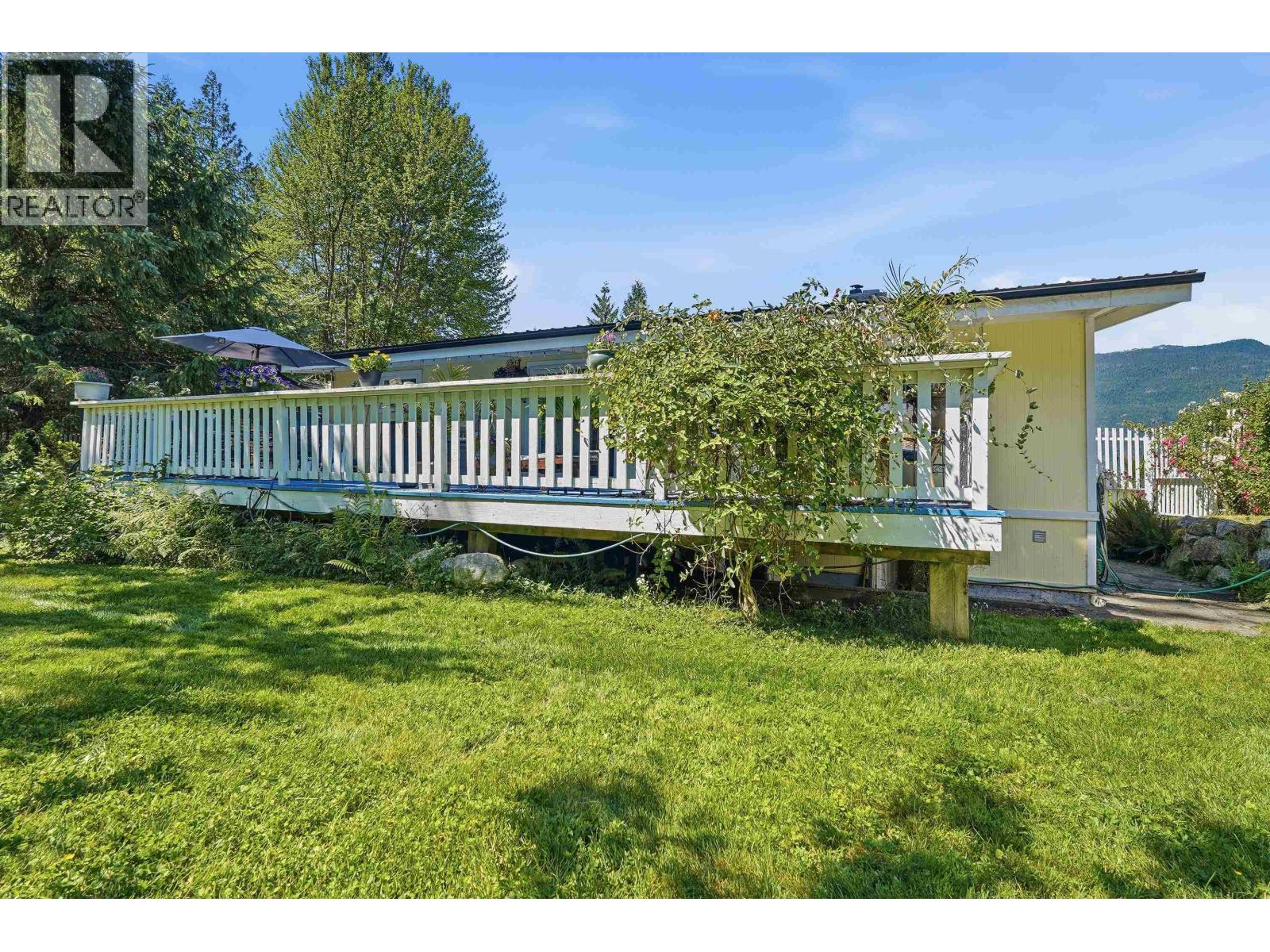 868 Upper Crescent, Britannia Beach, British Columbia V8B 1J2 - Photo 10 - R3138685