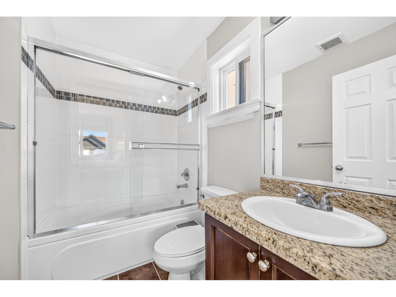 7336 201b Street, Langley, British Columbia  V2Y 3G3 - Photo 19 - R3138593