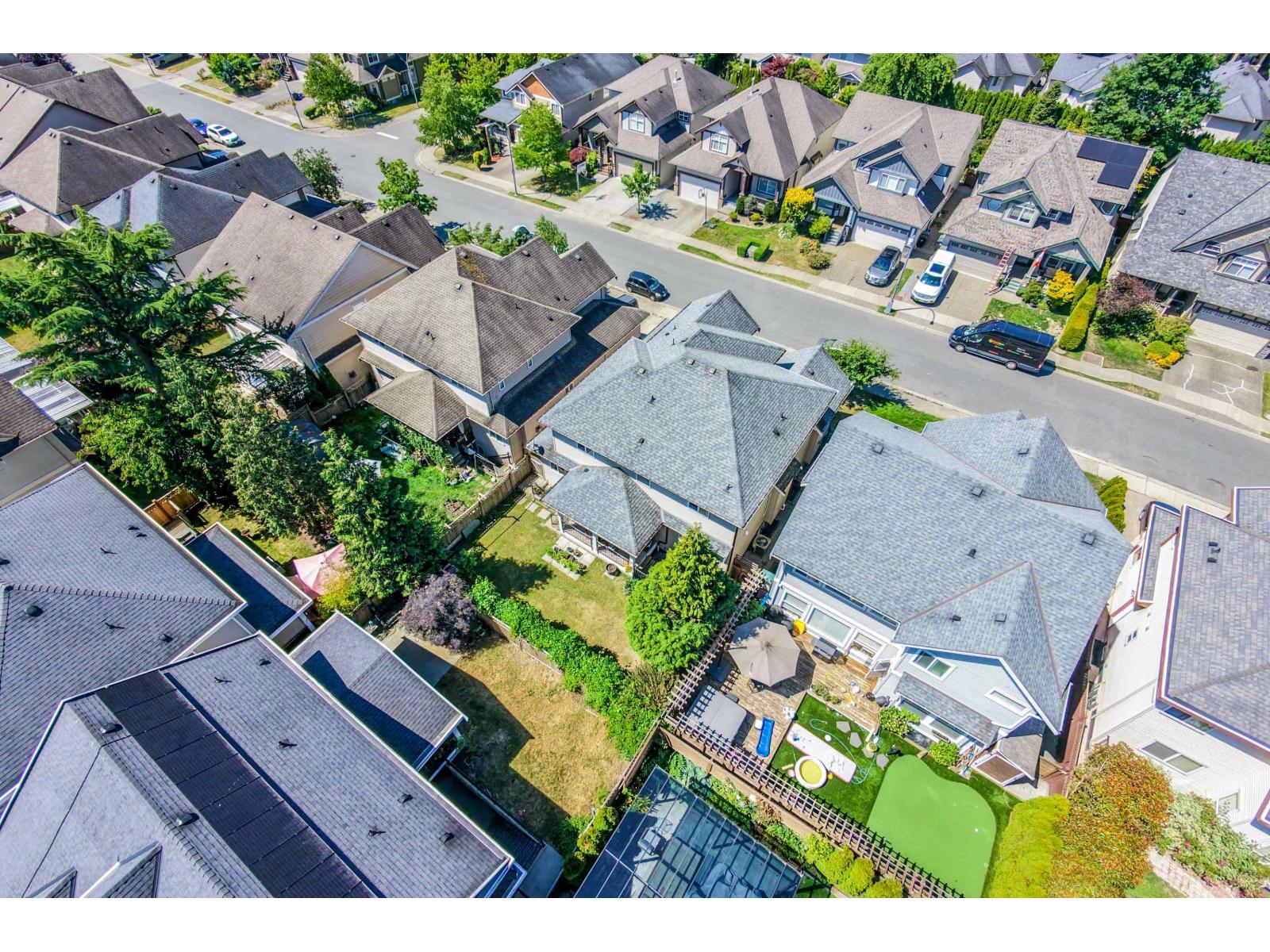 7336 201b Street, Langley, British Columbia  V2Y 3G3 - Photo 32 - R3138593