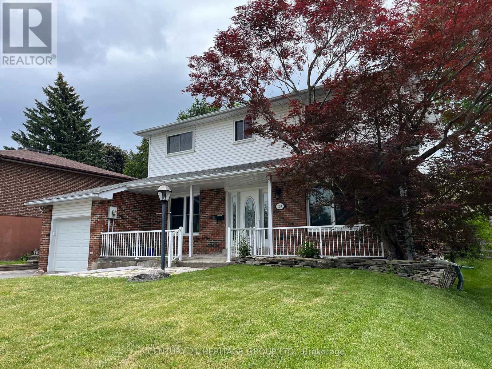 584 Arnhem Drive, Oshawa, Ontario  L1G 2J6 - Photo 2 - E13473548