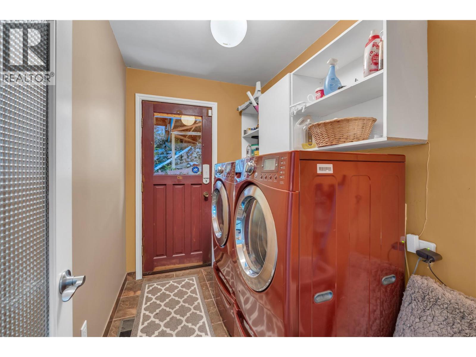 3997 Lakeside Road, Penticton, British Columbia  V2A 8W1 - Photo 42 - 10392361