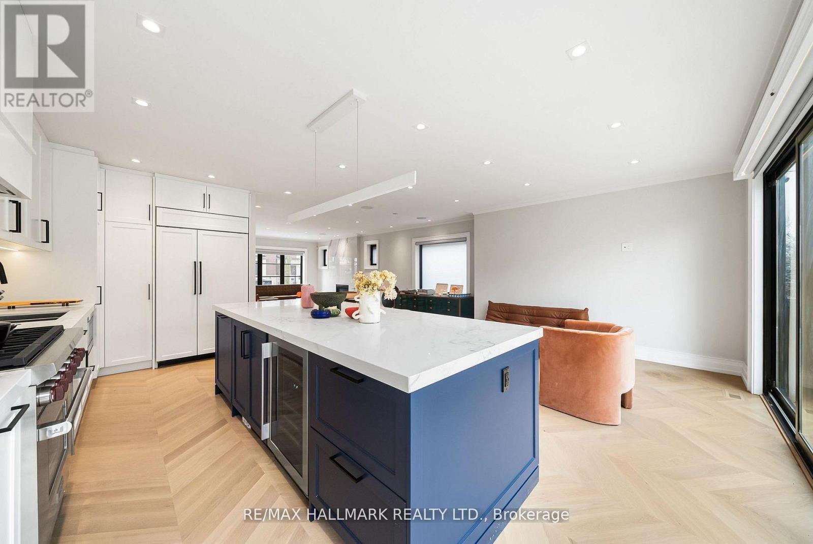 26 Carey Road, Toronto, Ontario  M4S 1N8 - Photo 16 - C13465466