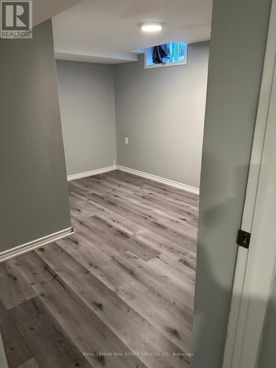 Bsmnt - 665 Cowan Circle, Pickering, Ontario L1W 3K6 - Photo 5 - E13476176