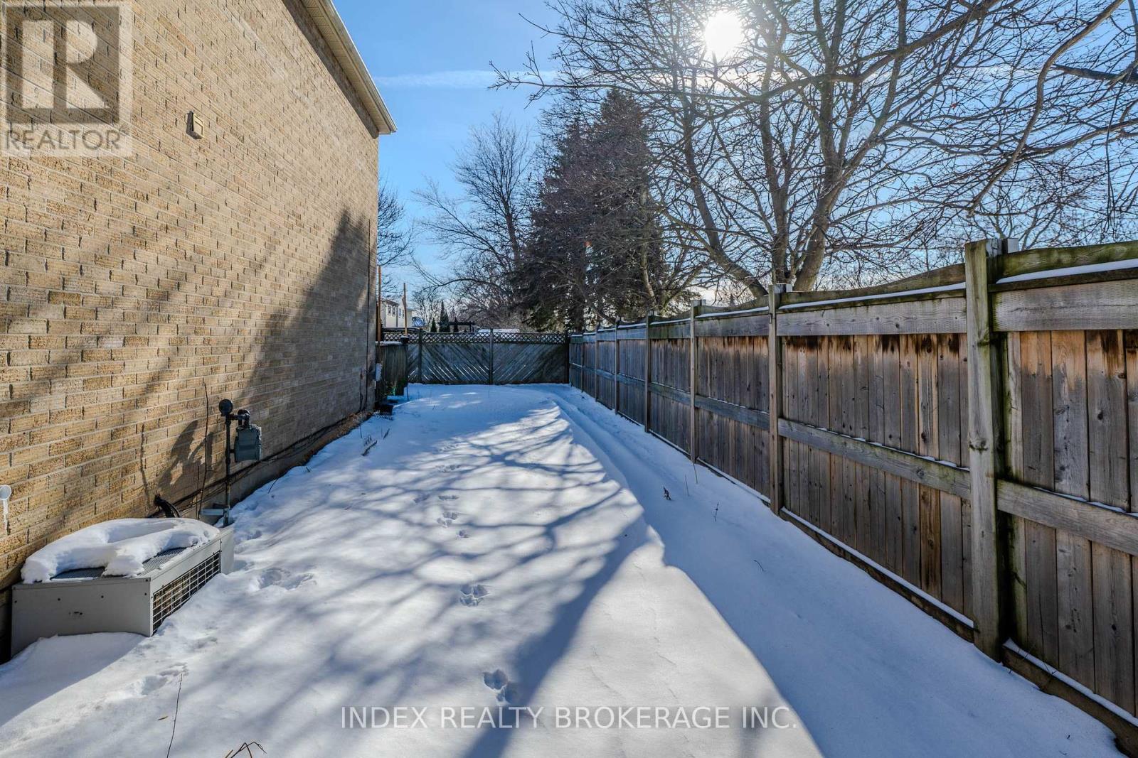 23 Drew Court, Whitby, Ontario  L1N 8X6 - Photo 33 - E13476340
