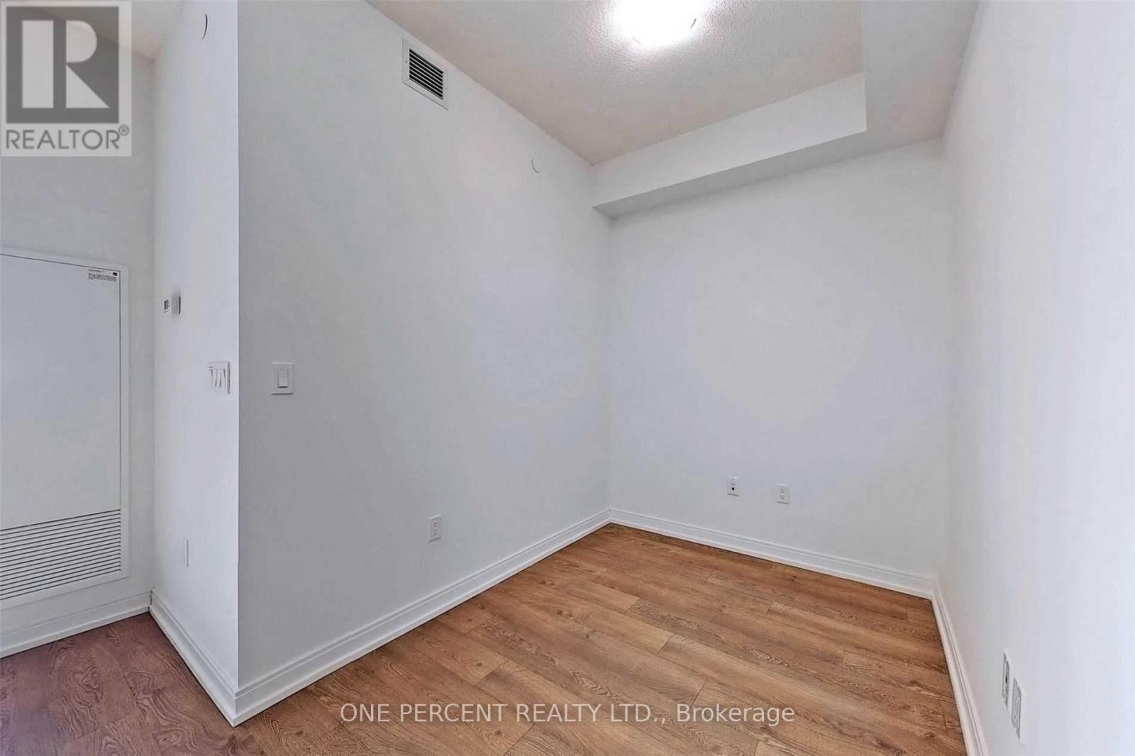 2915 - 275 Village Green Square, Toronto, Ontario  M1S 0L8 - Photo 14 - E13476402
