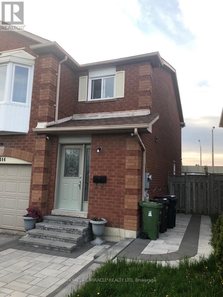 144 Robbinstone Drive, Toronto, Ontario  M1B 2E7 - Photo 26 - E13476622