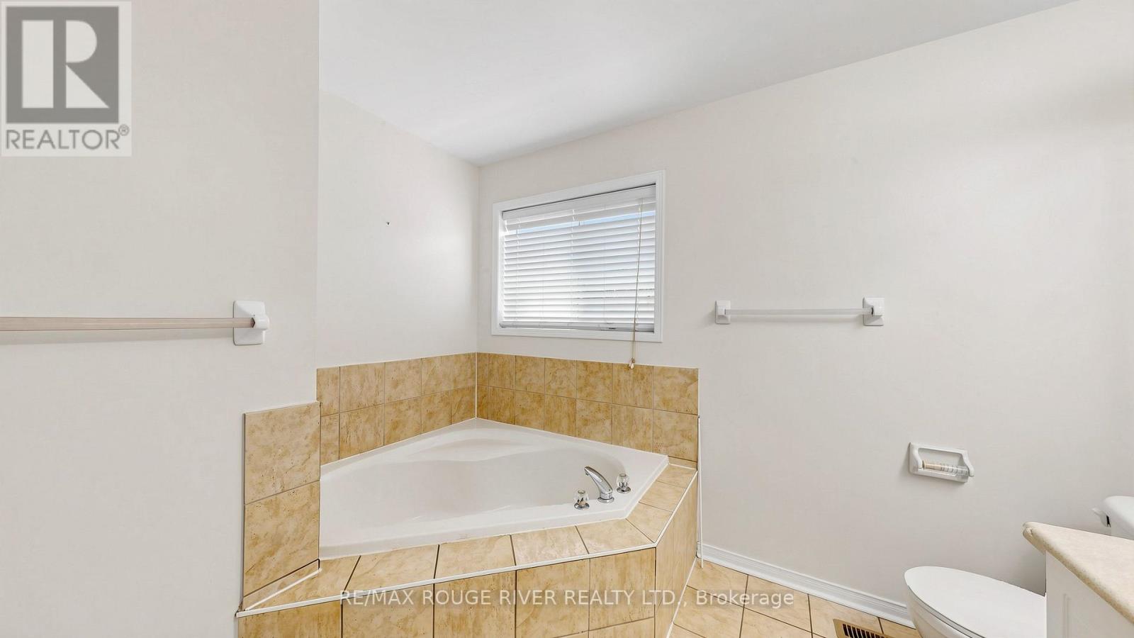 66 Telegraph Drive, Whitby, Ontario  L1P 1S3 - Photo 26 - E13476660