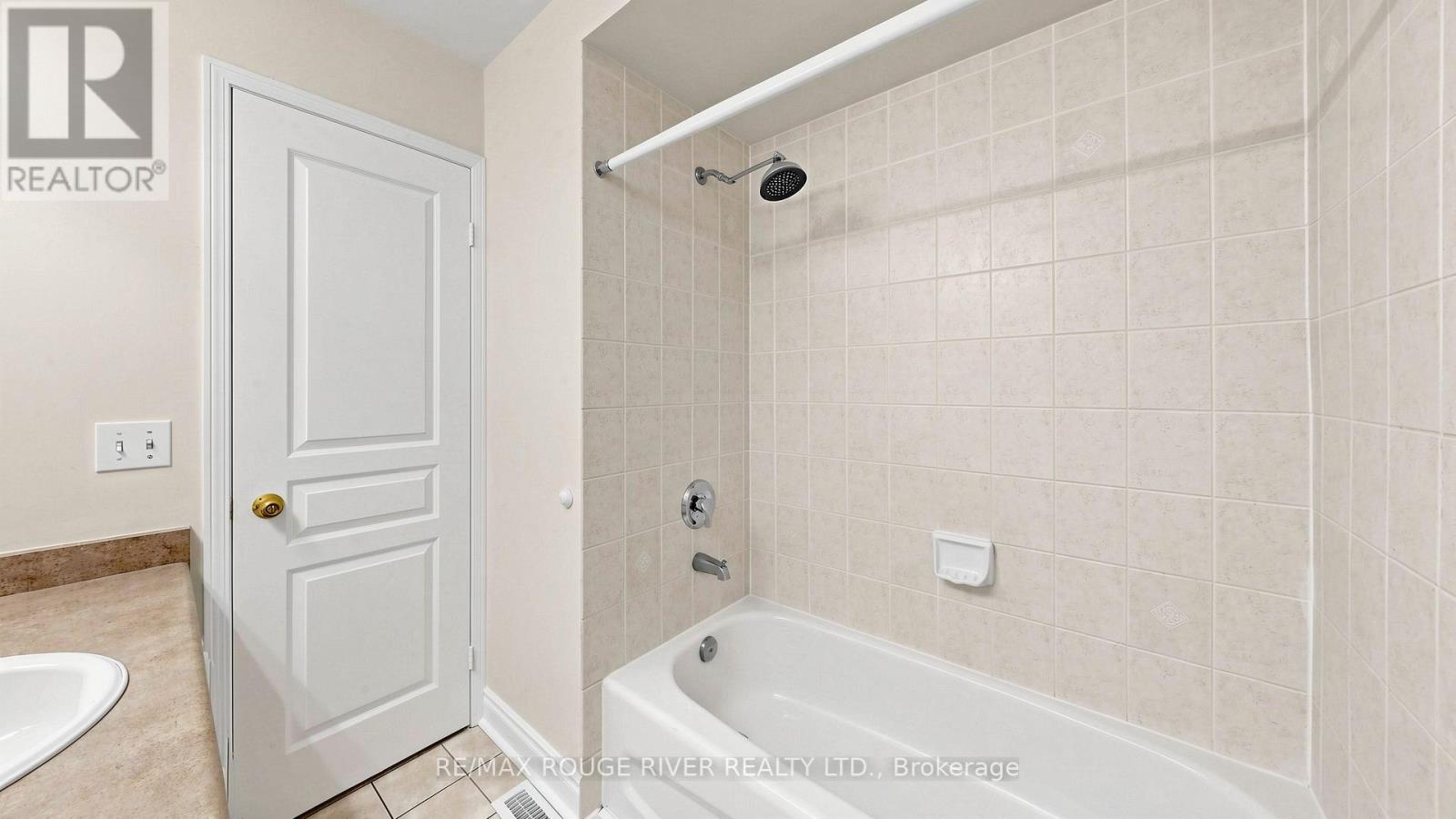 66 Telegraph Drive, Whitby, Ontario  L1P 1S3 - Photo 32 - E13476660